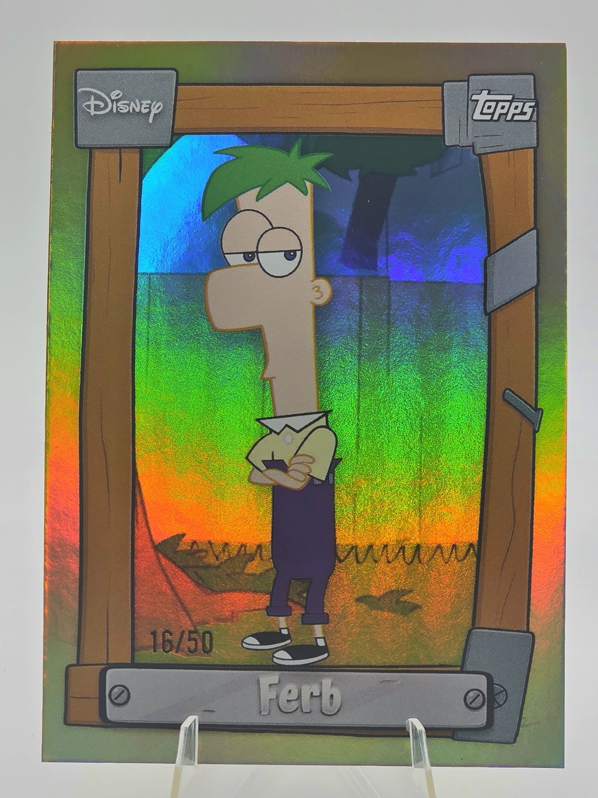 Ferb Gold /50 Phineas and Ferb 2026 Topps Dosney Neon
