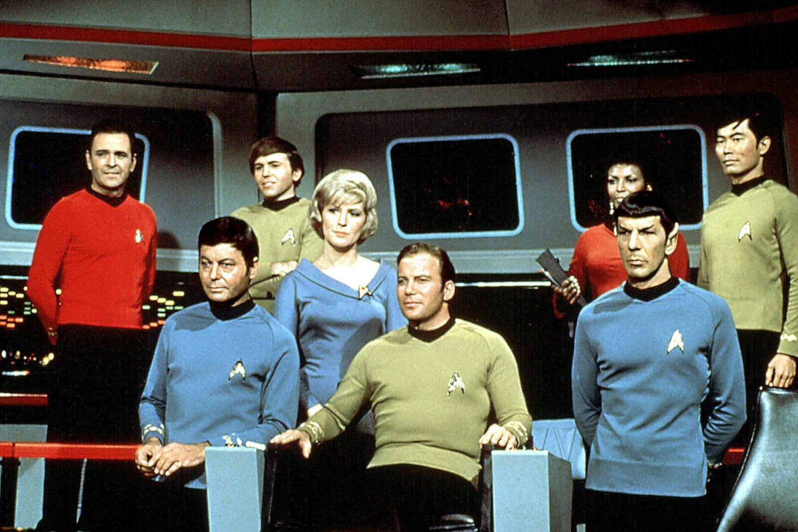 sOriginal Star Trek Cast Classic SCI FI Television Show Picture Photo 8.5″ x 11″