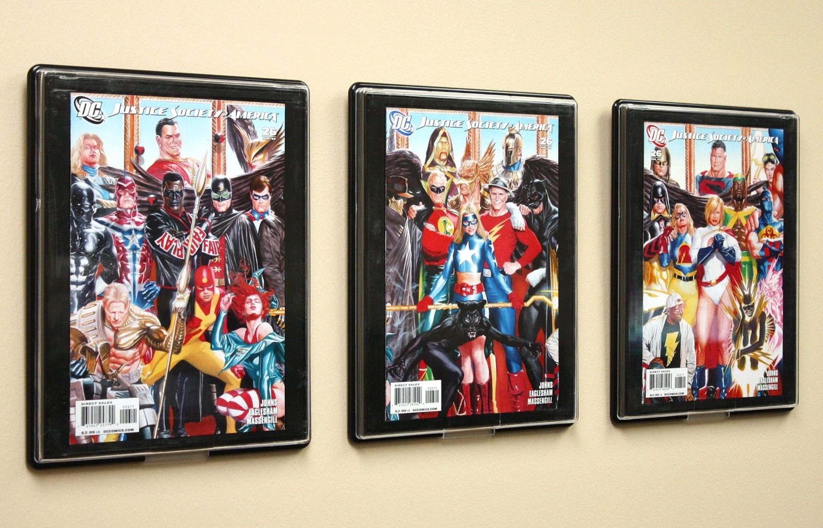 4 BCW Current Comic Book Black Showcases