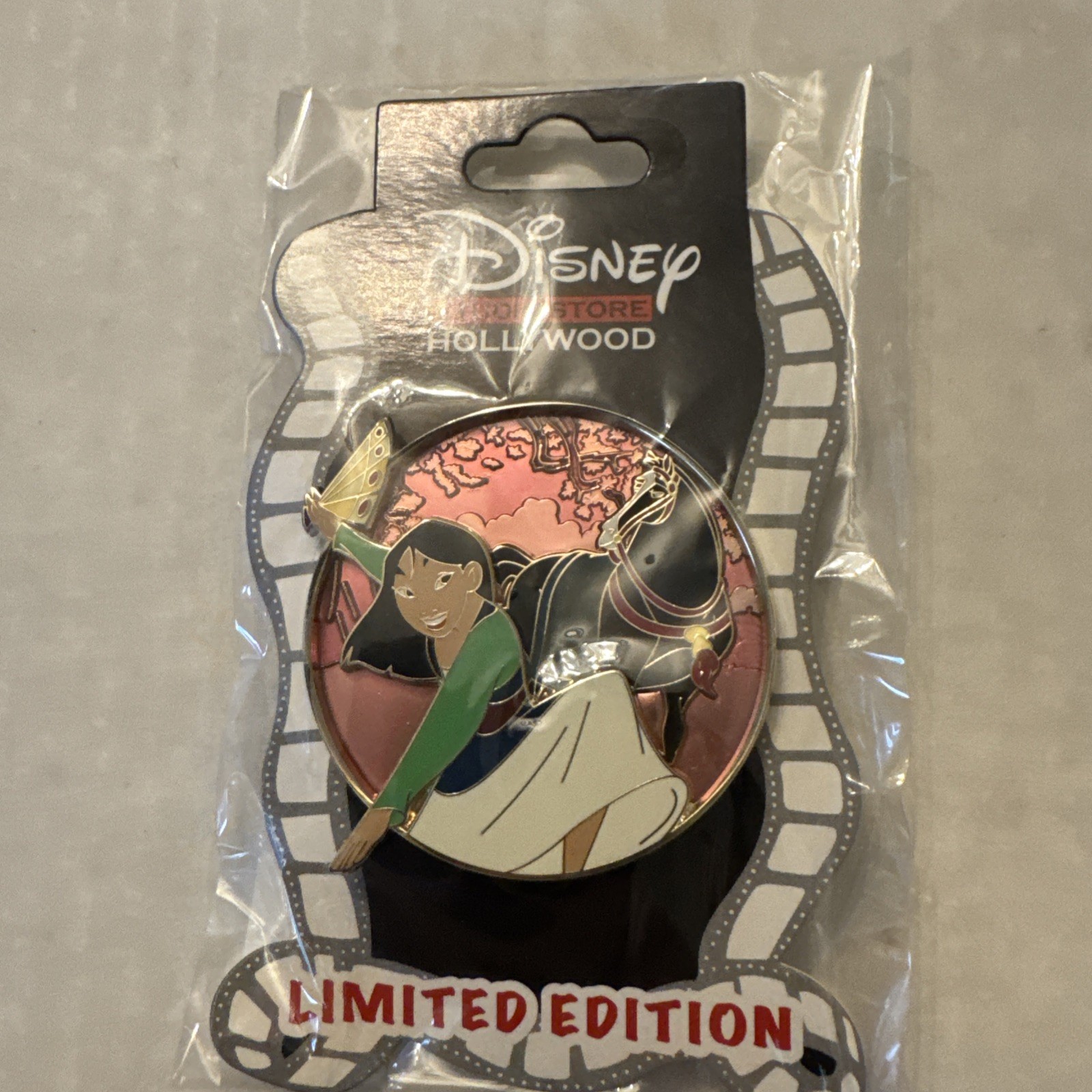 Disney DSSH DSF D23 Expo 2019 Mane N Friends Mulan And Khan pin LE 400
