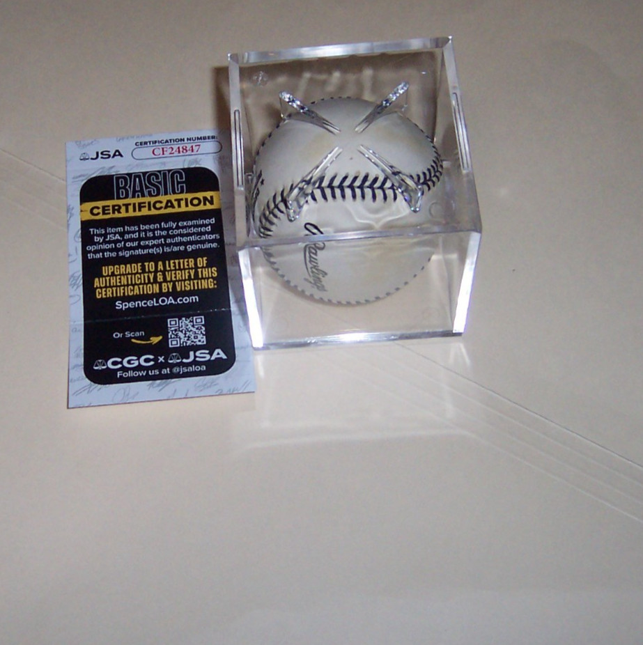 JSA signed BASEBALL AUTOGRAPHED BOB COSTAS ON MLB MICKEY MANTLE RAWLINGS