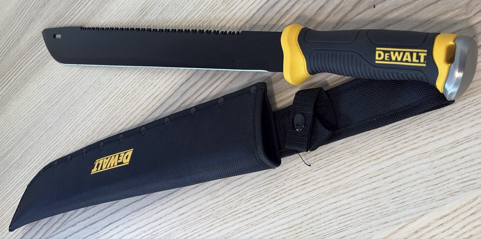 24” DEWALT Machete Authentic Sawback Heavy Duty Full Tang Rubber Handle Black