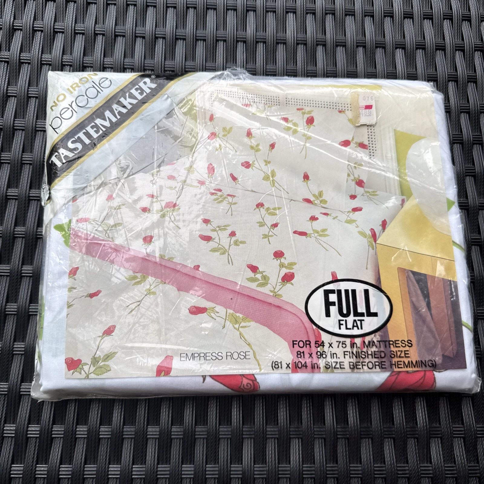 Tastemaker Full Flat Sheet – Empress Rose Polyester/Cotton Vintage NOS