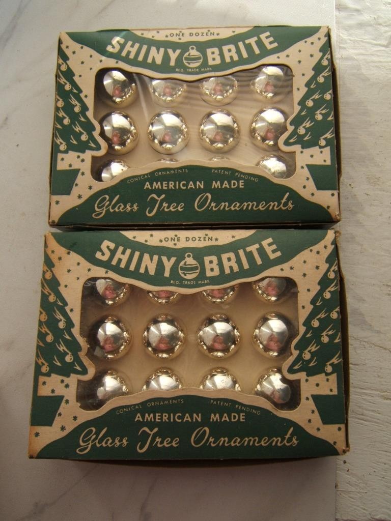 2 VINTAGE BOXES SHINY BRITE 1″ SILVER MERCURY? CHRISTMAS ORNAMENTS NOS