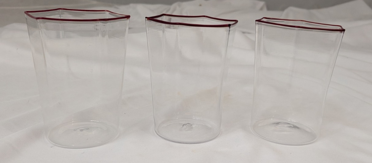 MURANO 4″ HEXAGONAL CARLO SCARPA DESIGN RED RIMMED GLASSES SET OF 3