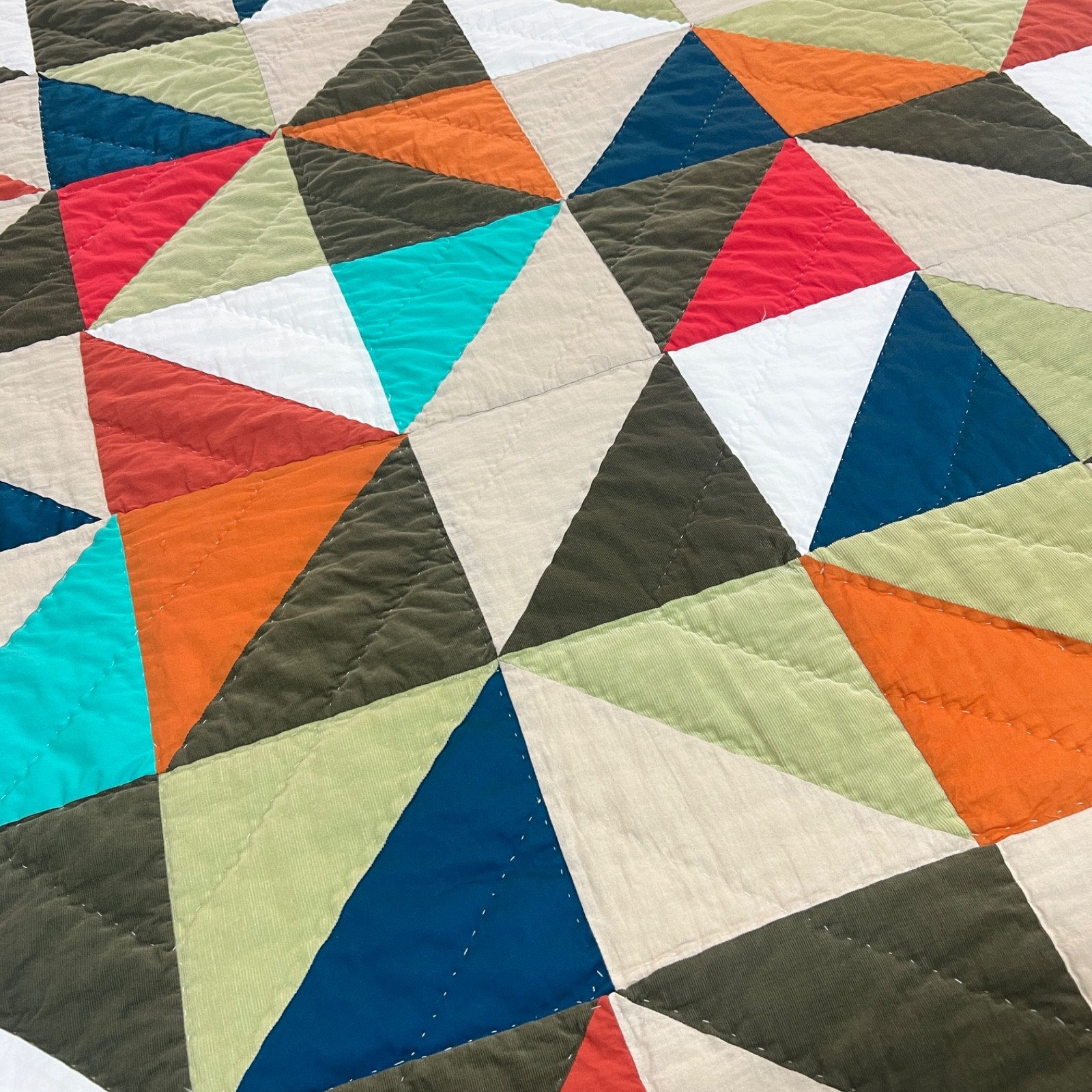 Half-Square Triangle Patchwork Queen Size Cotton Finished QUILT Hand Stitched
