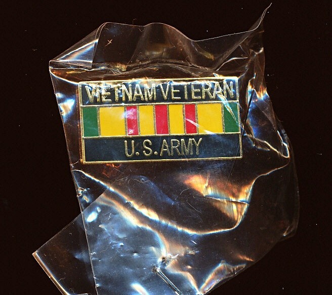 VIETNAM VETERAN (1-1/8″) US ARMY Military Hat Pin 1.5″