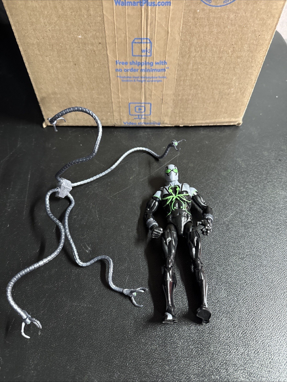 Marvel Legends Superior Octopus complete