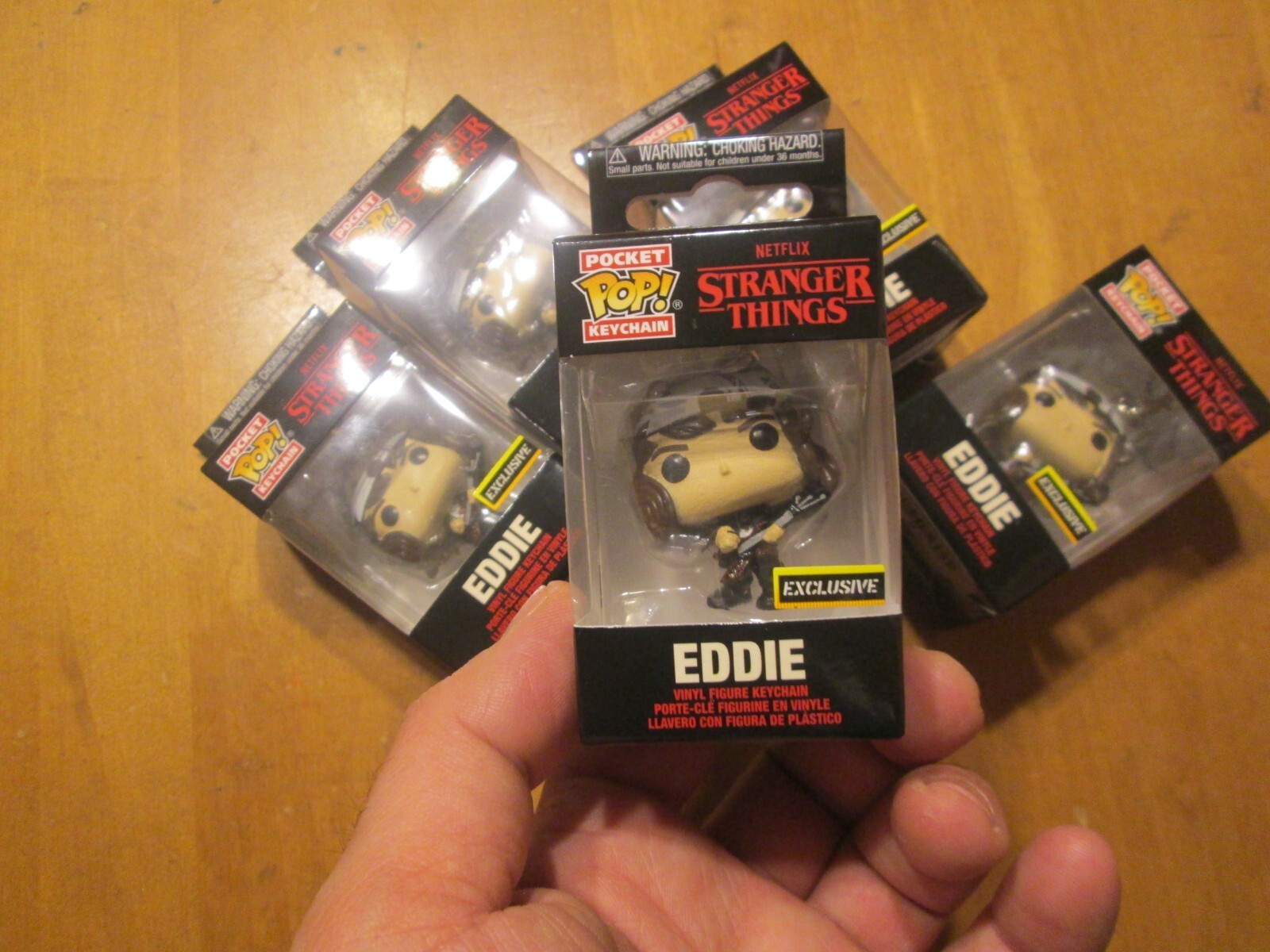 Funko Pop Pocket TRANGER THINGS SEASON 4 EDDIE W/ Guitar KEYCHAIN HOT TOPIC