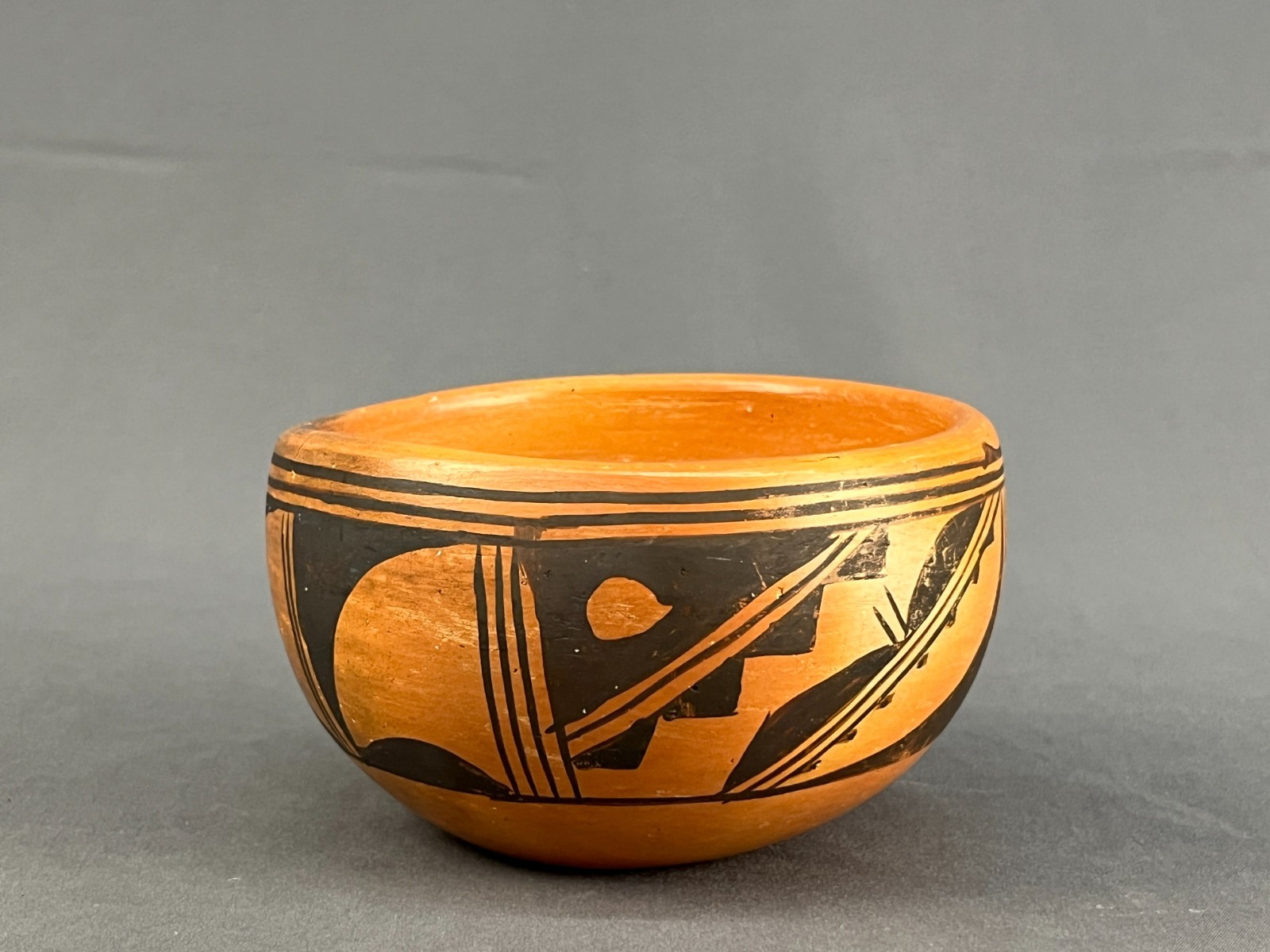 Early Hopi Pueblo Polychrome Pottery 5 1/4″ Bowl or Pot