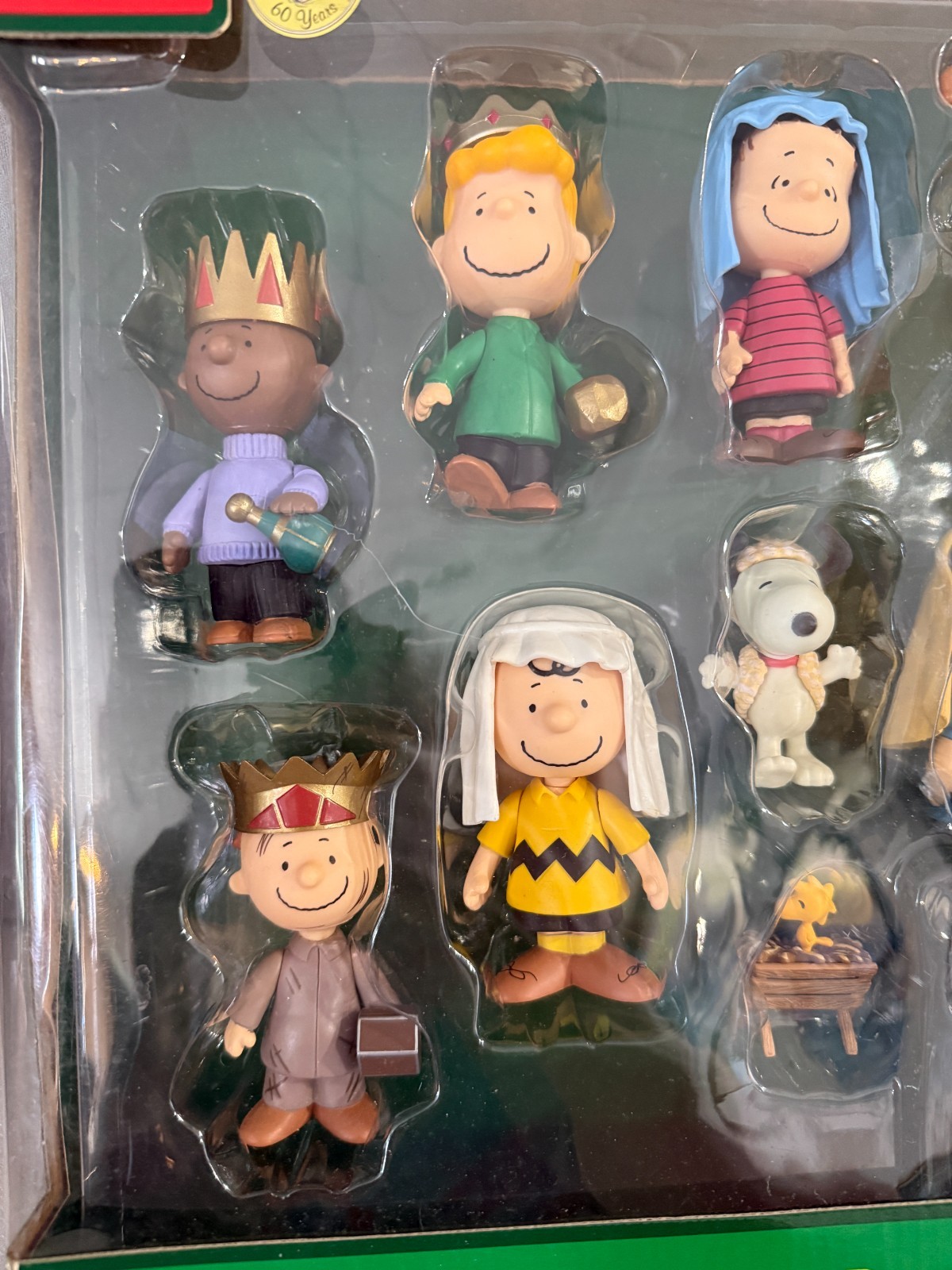 Peanuts Mini Figure Nativity Set CHRISTMAS PLAY 2010 Pageant Fold-Out Stage