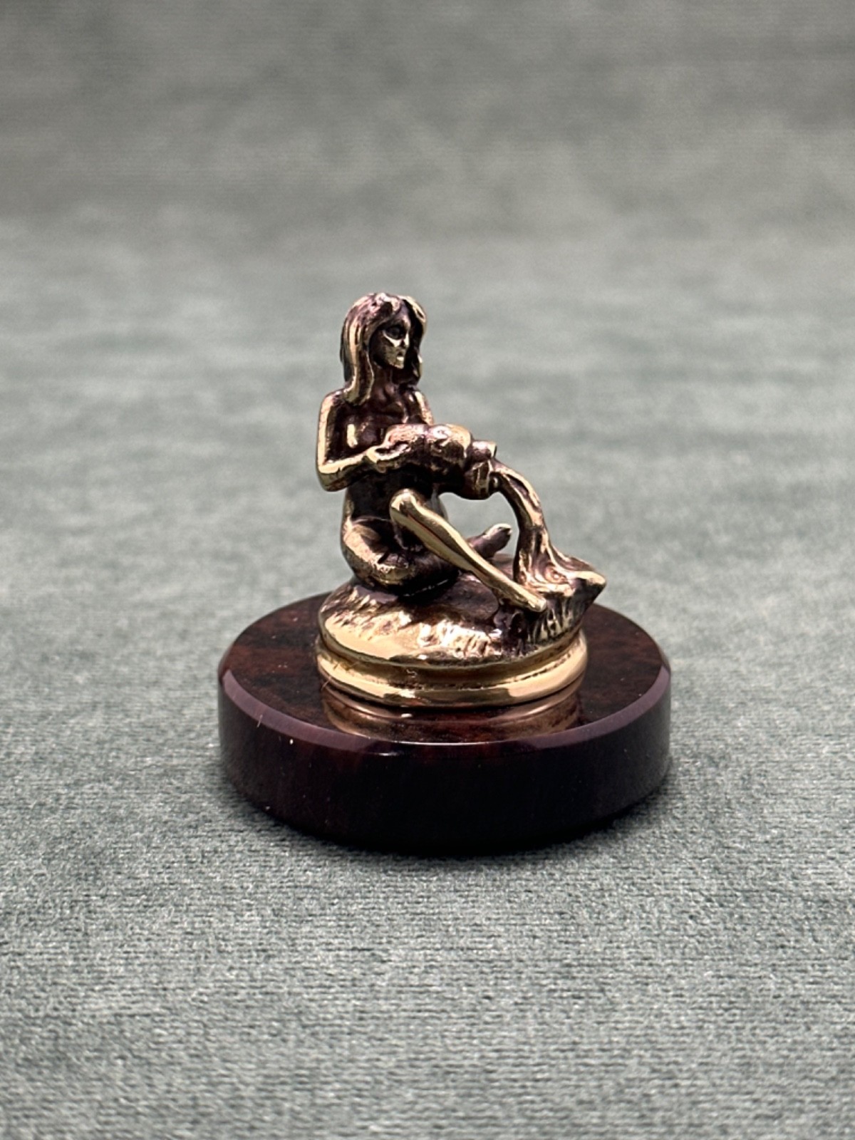 Art Deco Horoscope Aquarius Figurine Cast Bronze Statuette Base In Obsidian