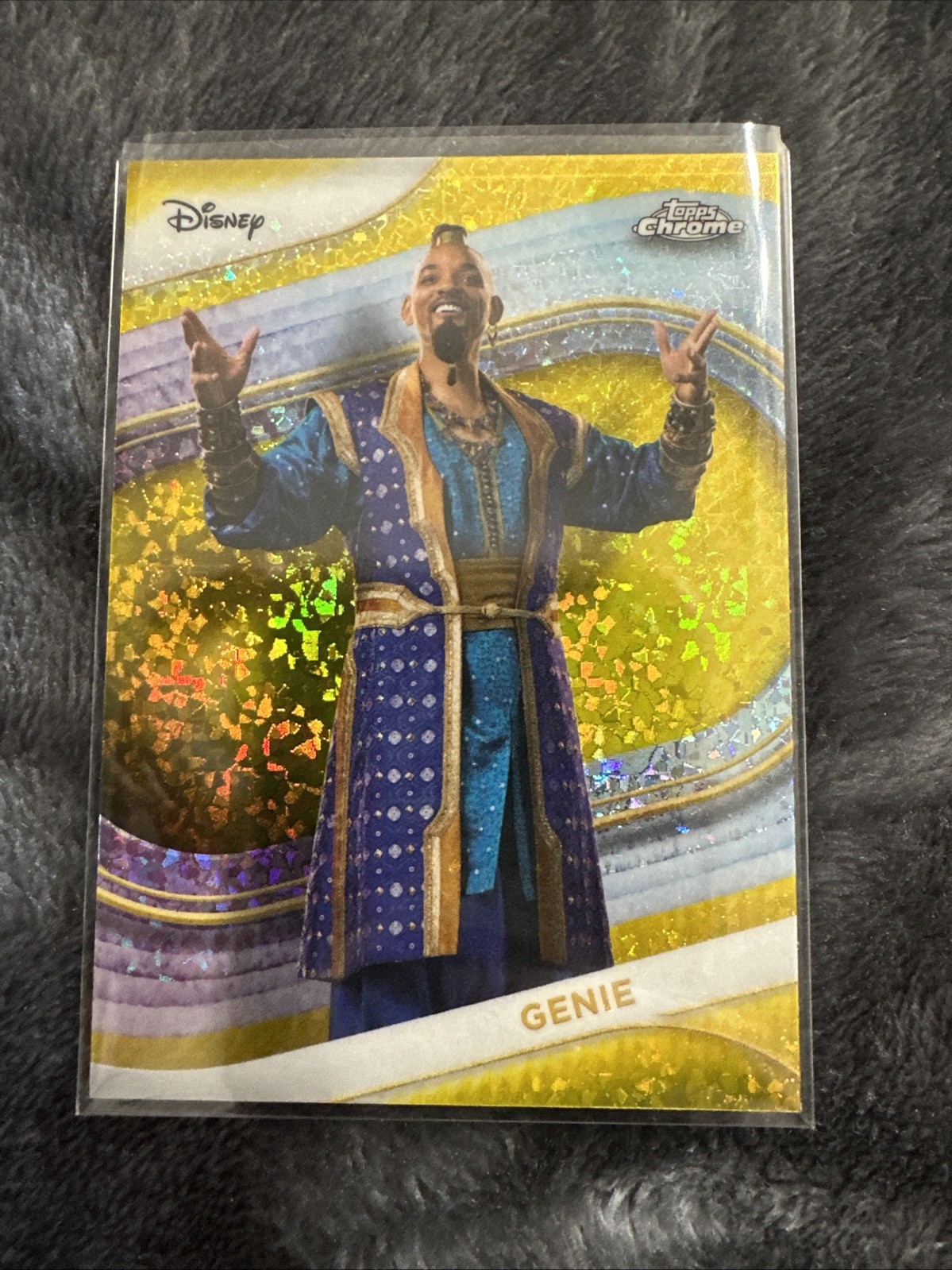 2025 Topps Chrome Disney Mini Yellow Diamond Refractor Genie