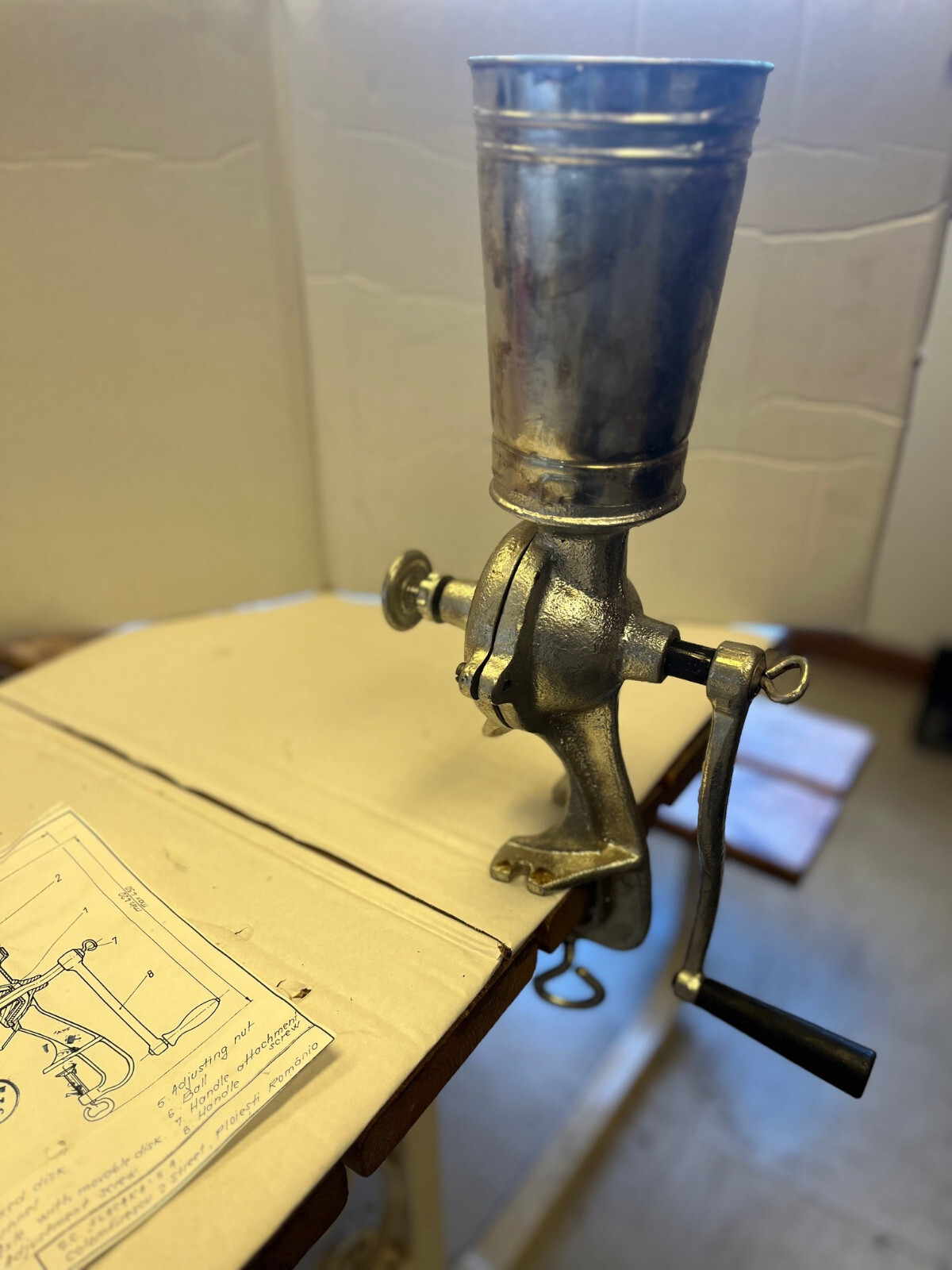 Coffee Grinder Hand NEW