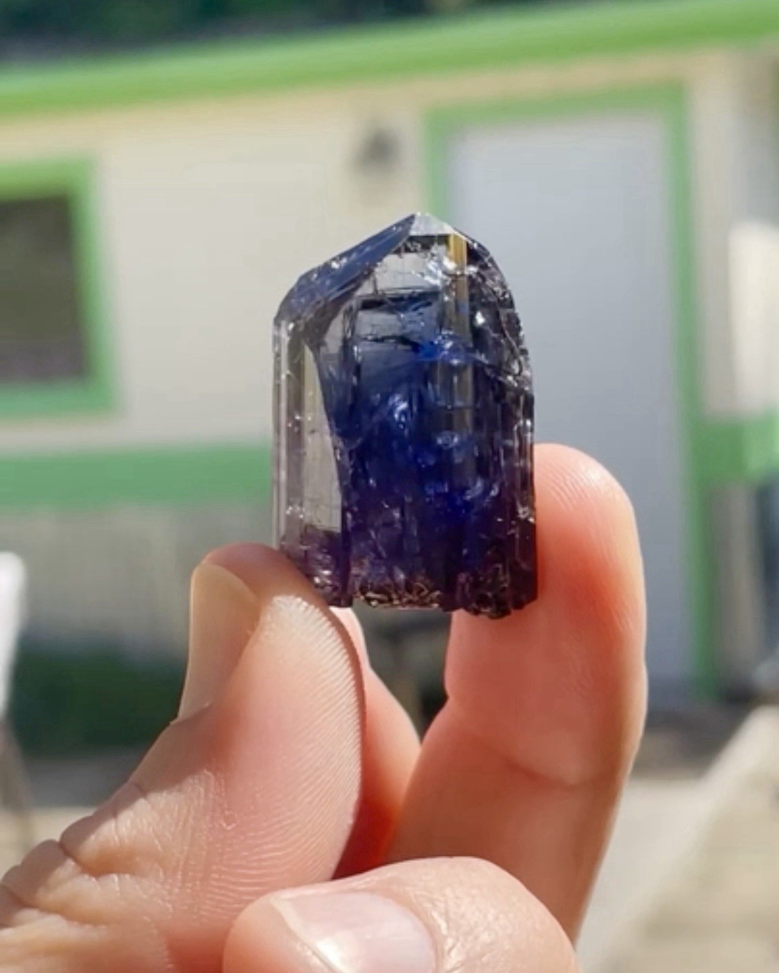 16.9g Unheated Tanzanite Crystal Huge Clear Red C Axis Purple Blue Gem Big 33mm