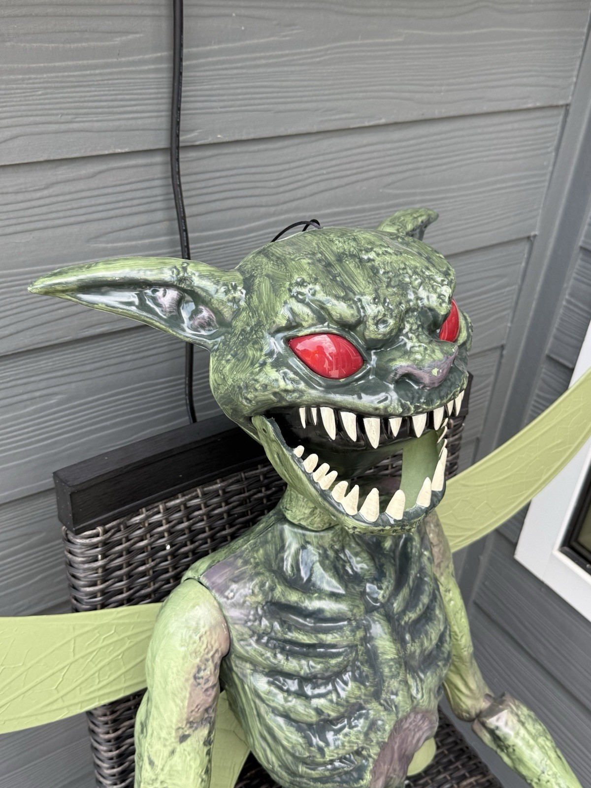 5 Ft Ultra Poseable LED Evil Pixie Halloween Home Depot New SHIPS TODAY