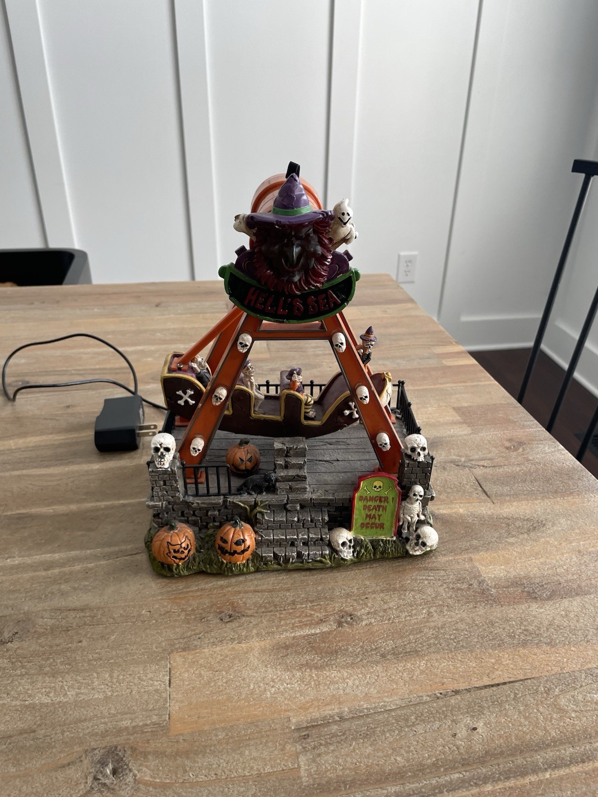 FG Square Lemax Hell’s Sea Pendulum Pirate Ship Halloween Village Carnival Ride