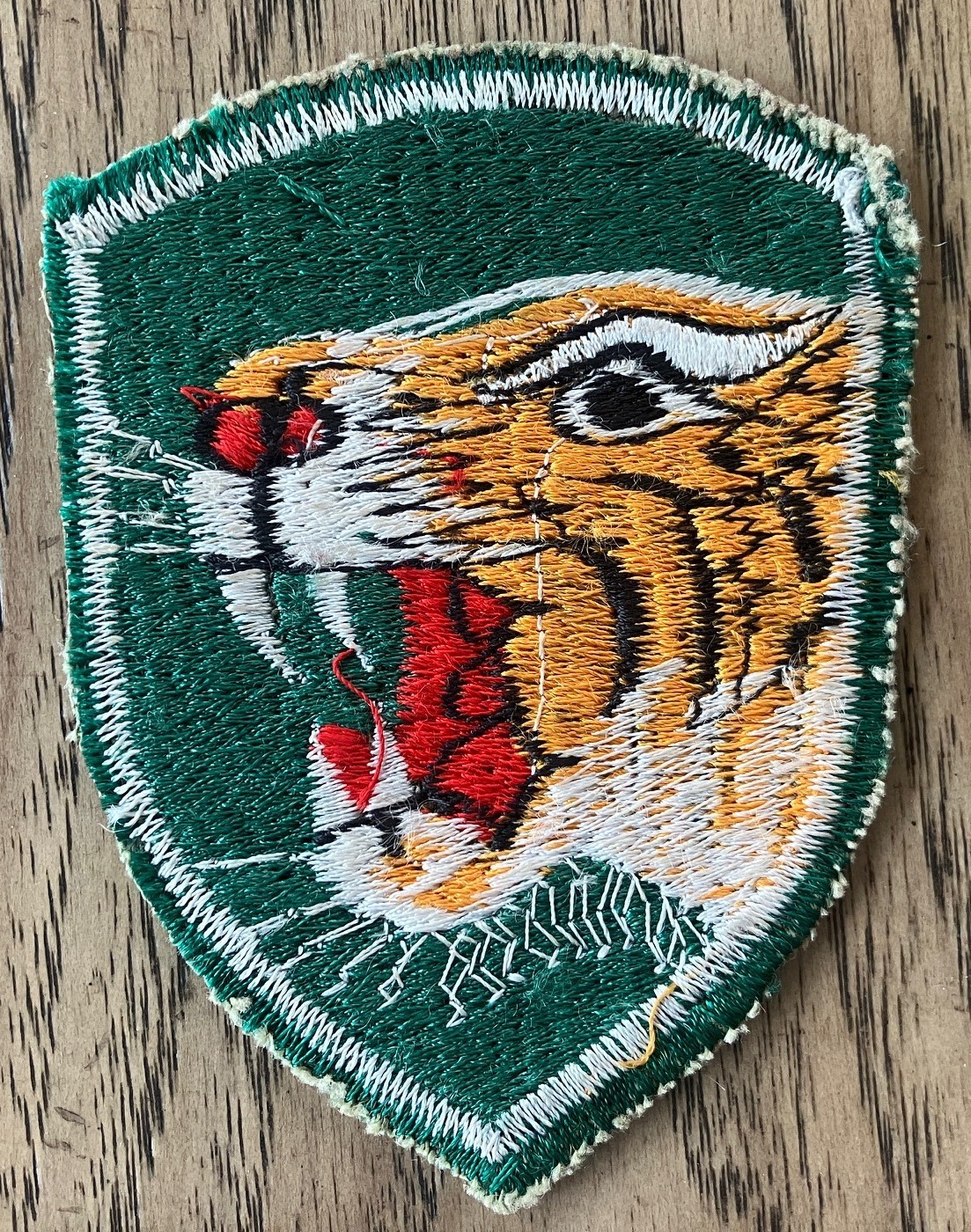 REPUBLIC OF KOREA CAPITAL AKA TIGER DIVISION SLEEVE INSIGNIA