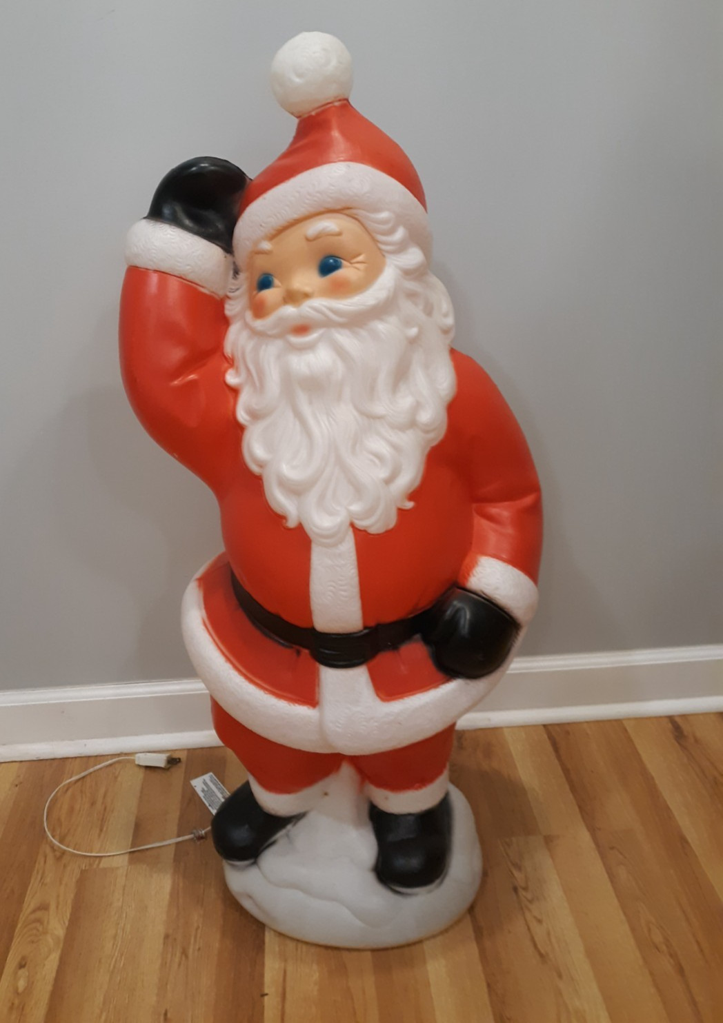 Vintage Santa Claus Waving Blow Mold Lighted 40” Nice Paint Works great !