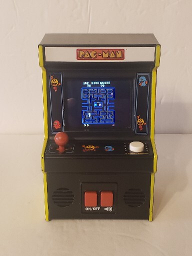 PAC MAN Mini Handheld Arcade Video Game Bandai NAMCO Entertainment 09545