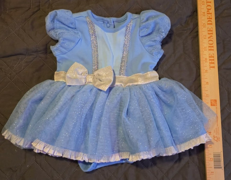 EUC Disney Store Cinderella Baby Costume Bodysuit 3-6 Months