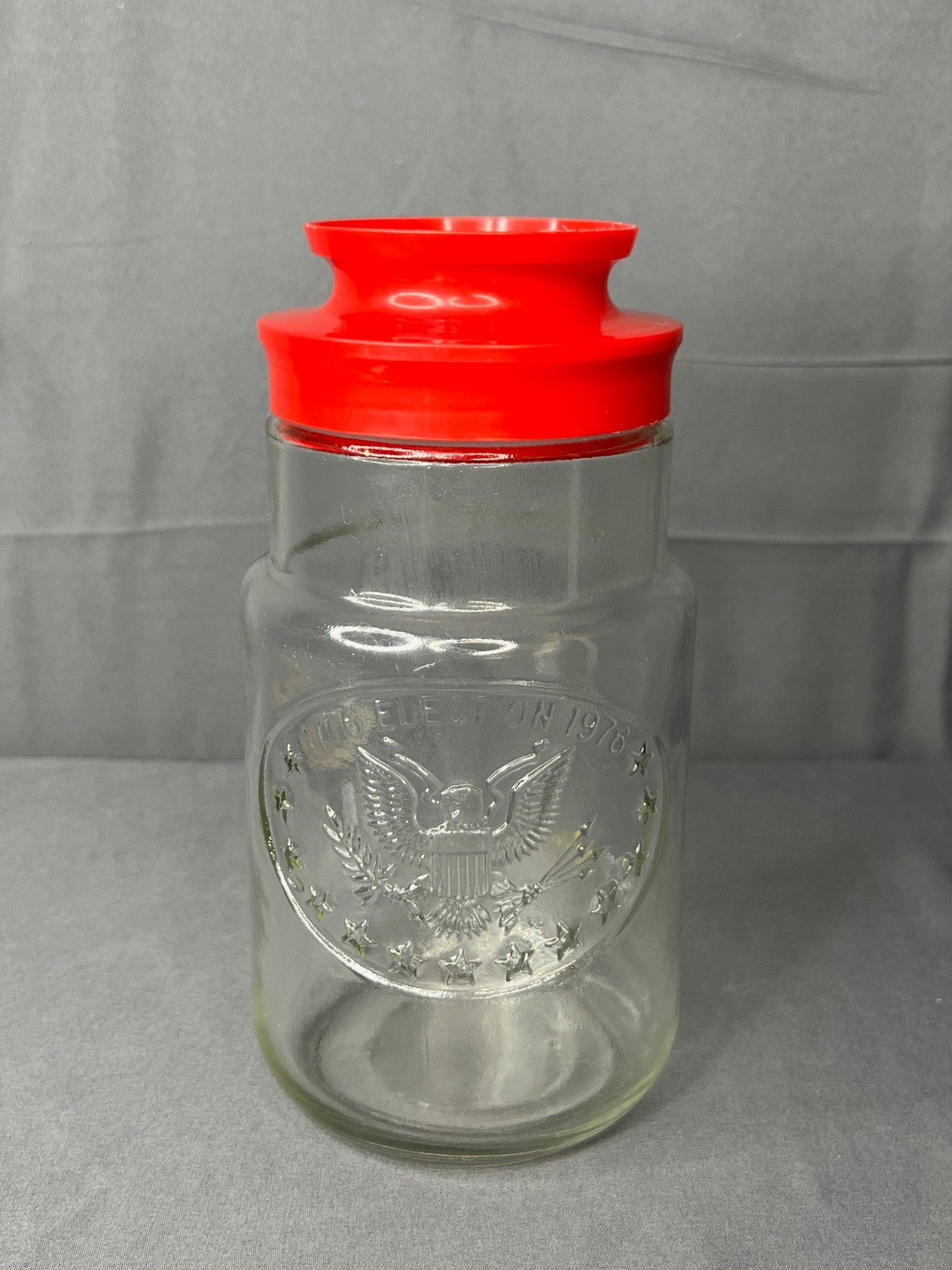 Vintage 1976 Maxwell House Bicentennial Jar Anchor Hocking Red Collectible