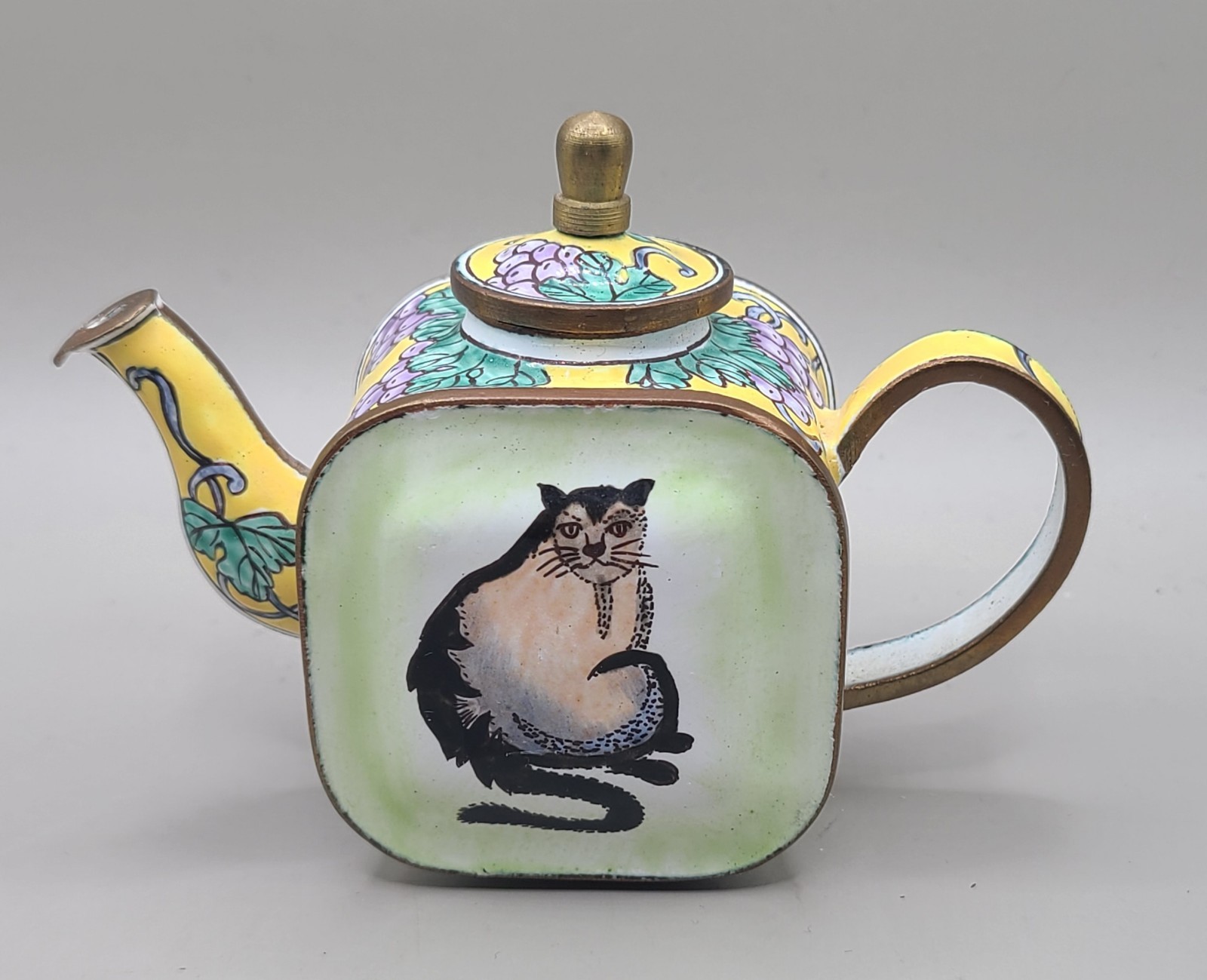 Vtg Kelvin Chen Style Mini Enamel Cat Lidded Teapot Yellow Purple 3″x4″