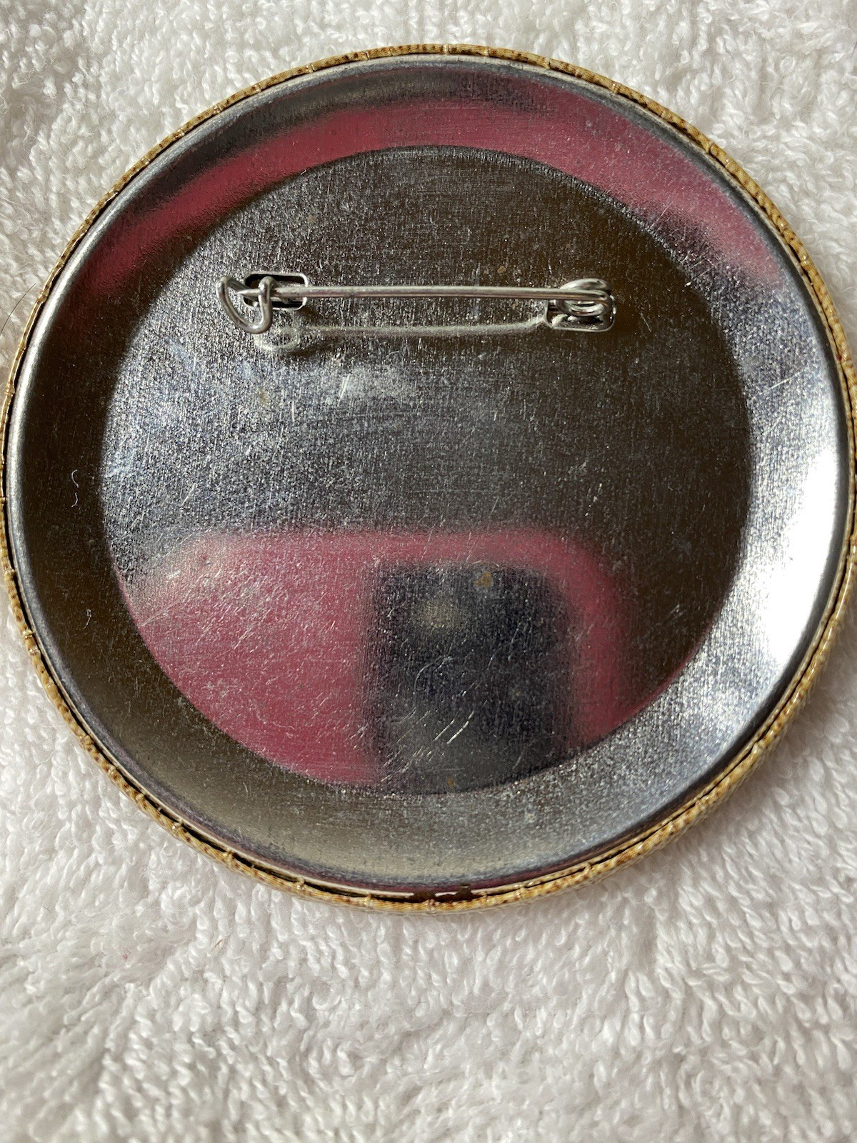 McDonald’s Crew Pin Back Button ‘McCafe I 🤎 Lattes’