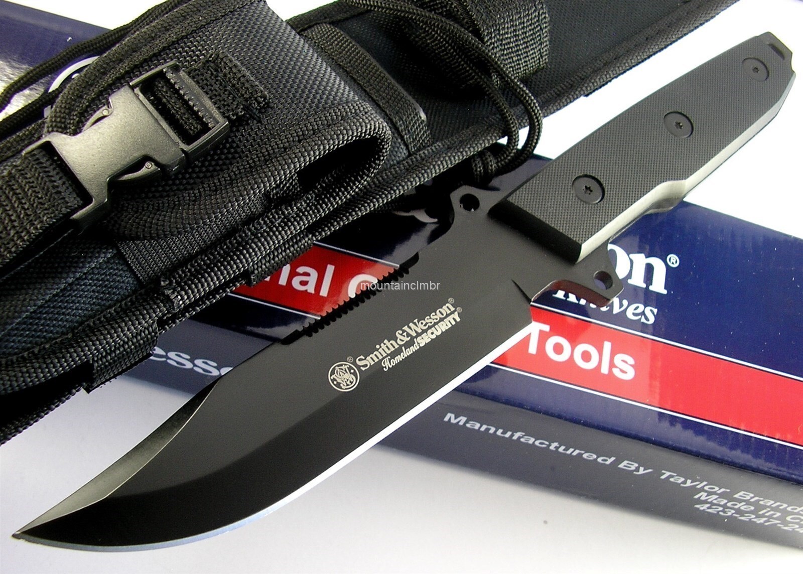 Smith & Wesson Bowie Sawback Full Tang Fixed Blade Knife SWSUR4N CLAM PACK