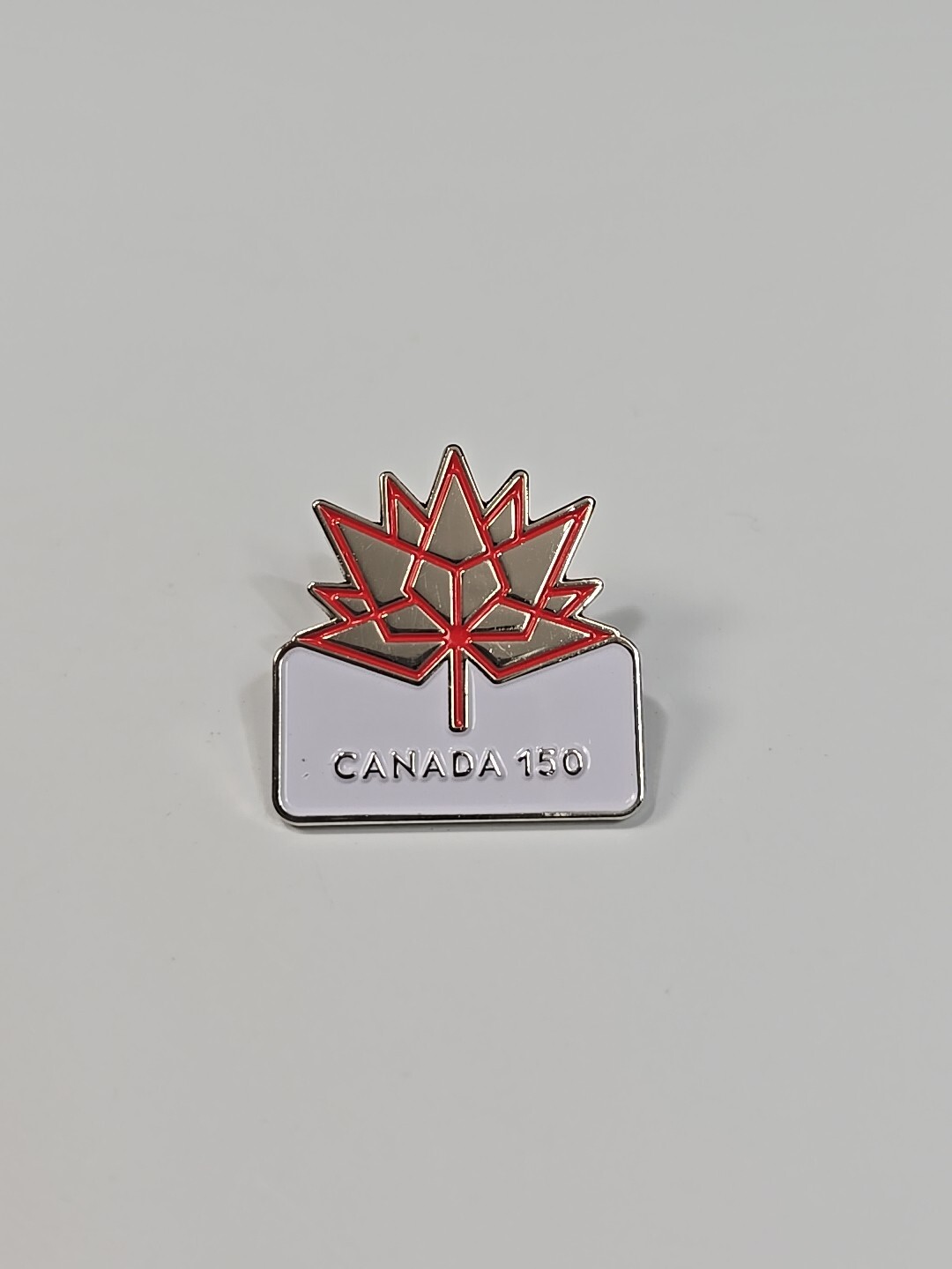 Canada 150 Anniversary Red Maple Leaf Souvenir Lapel Pin