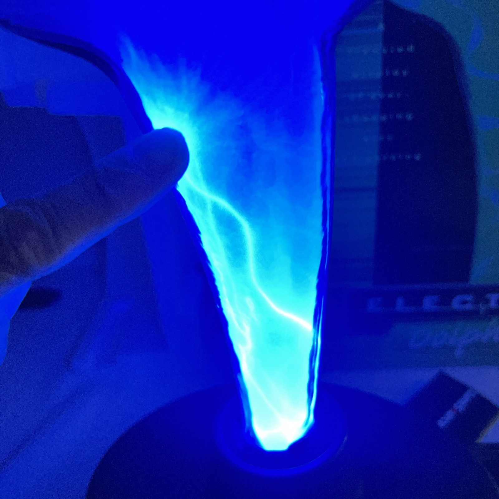 VTG 90s LumiSource Electra Neon Blue Glass Dolphin Motion Plasma Lamp 15” w/ Box