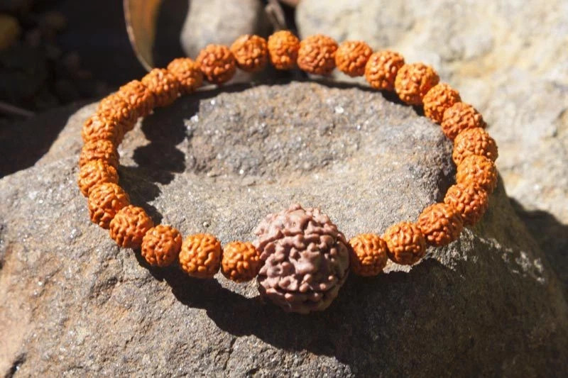Rudraksha Wrist Mala with Large Rudraksha Guru Bead Energized