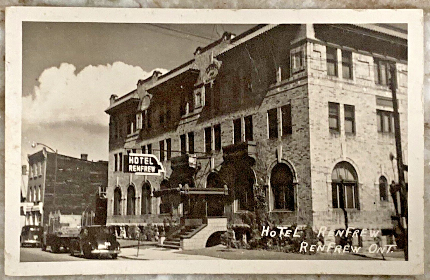 Hotel Renfrew Renfrew Ontario Canada 1940’s Real Photo Postcard RPPC 3841