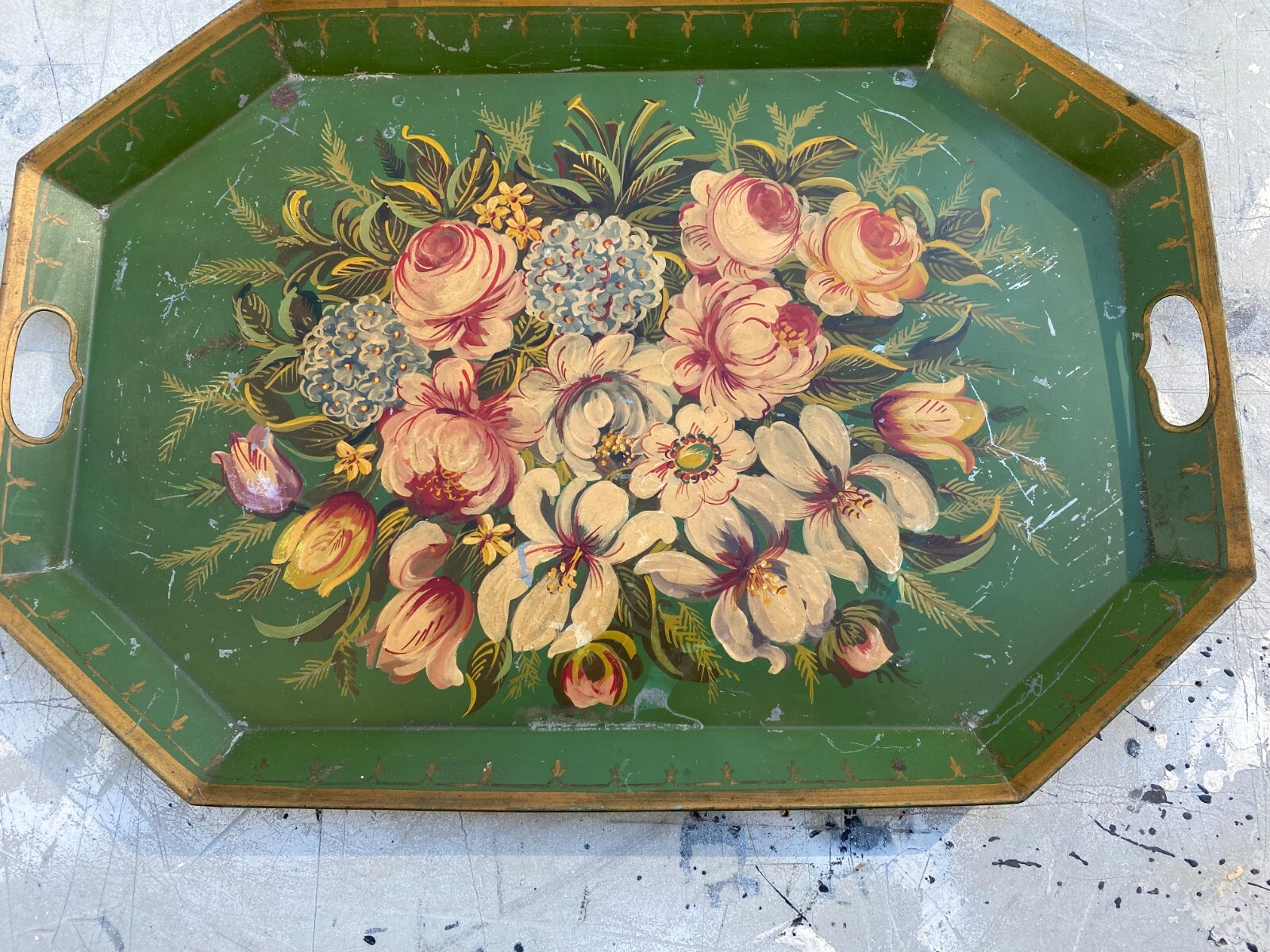Vintage 1940’s large hand painted tole tray 26 1/4x 18 1/4 x 1,5 inches.