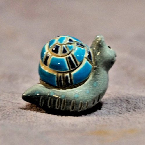 Snail Prototype #246A DE ROSA ARTESANIA RINCONADA 1.5″Tx1″Wx1.75″D