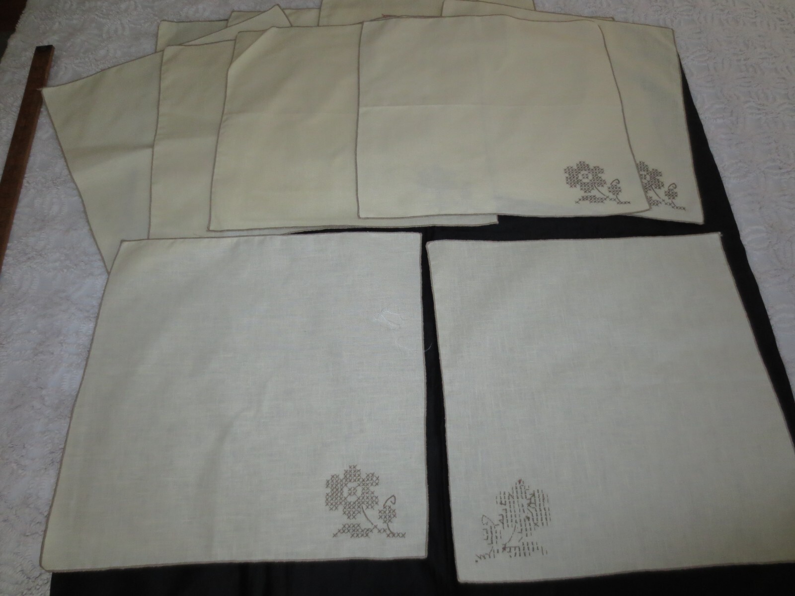 12 NEW BROWN on Off White Cross Stitch FLORAL DESIGN Linen NAPKINS – 16.5″ x 16″