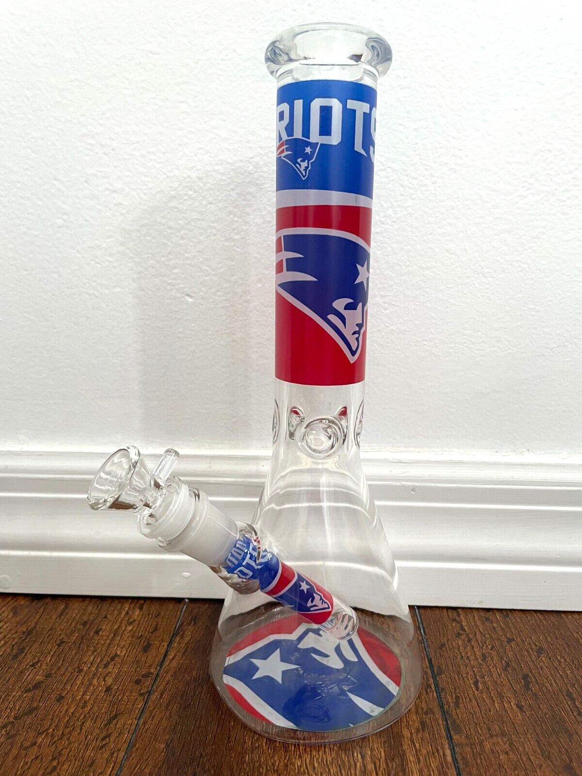 10.5” Premium Glass Water Pipe Beaker Football NE New England Pats Patriots