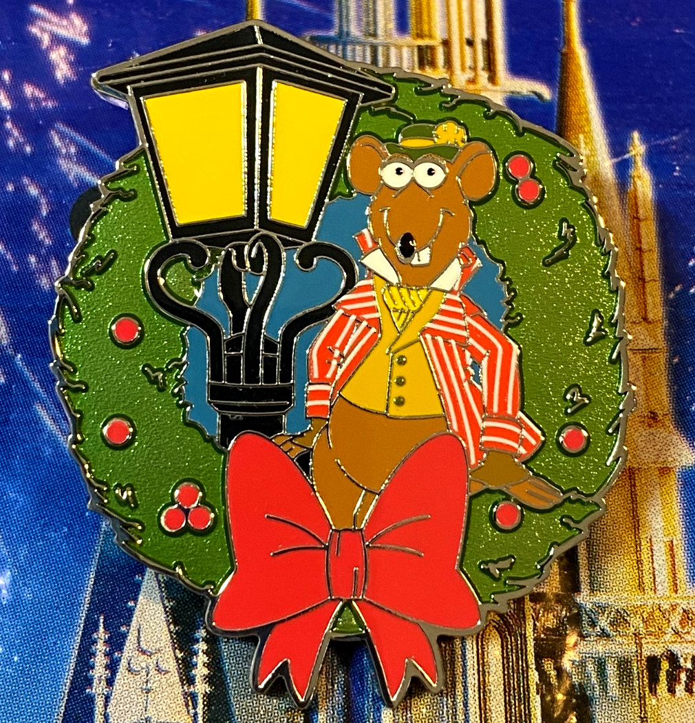 🎄 2025 Disney Muppet Muppets Christmas Carol RIZZO the RAT as HIMSELF LE Pin