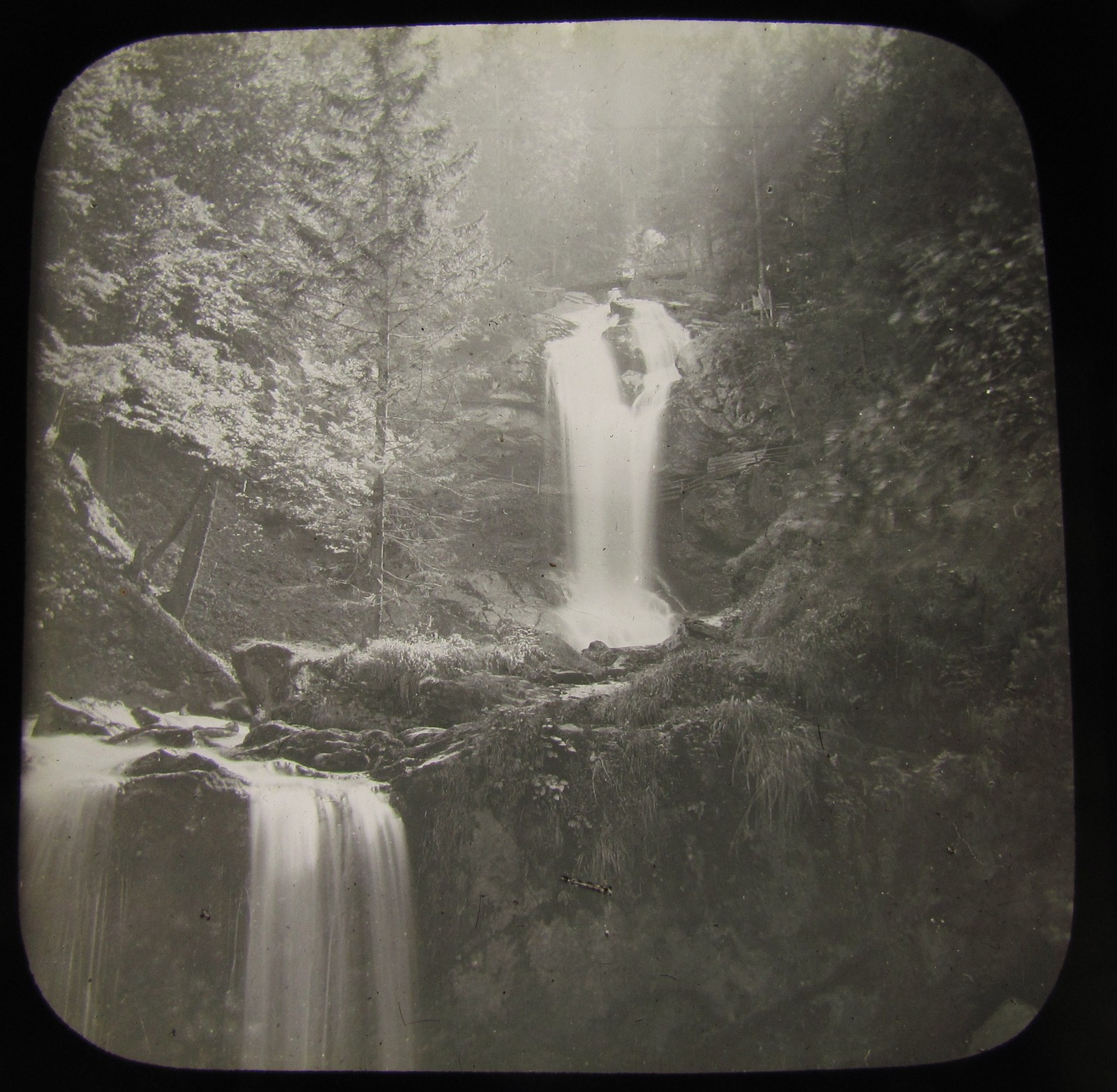 Glass Magic Lantern Slide GIESSBACH FALLS C1890 SWITZERLAND L88