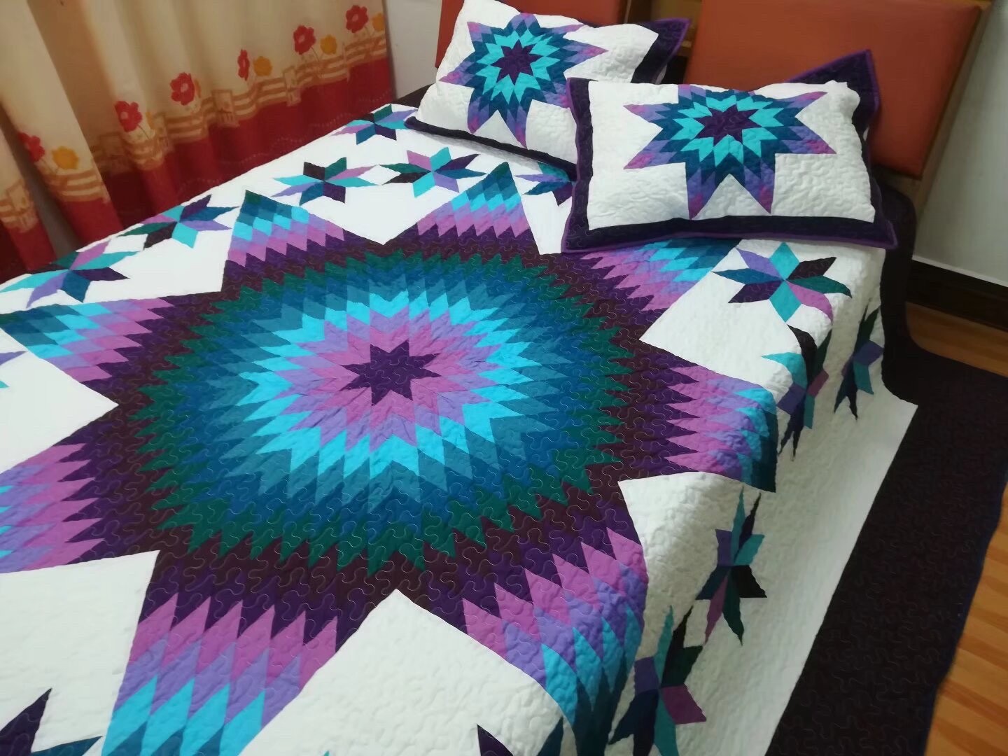 King Size Machine Pieced And quilted Patchwork Quilt#168A