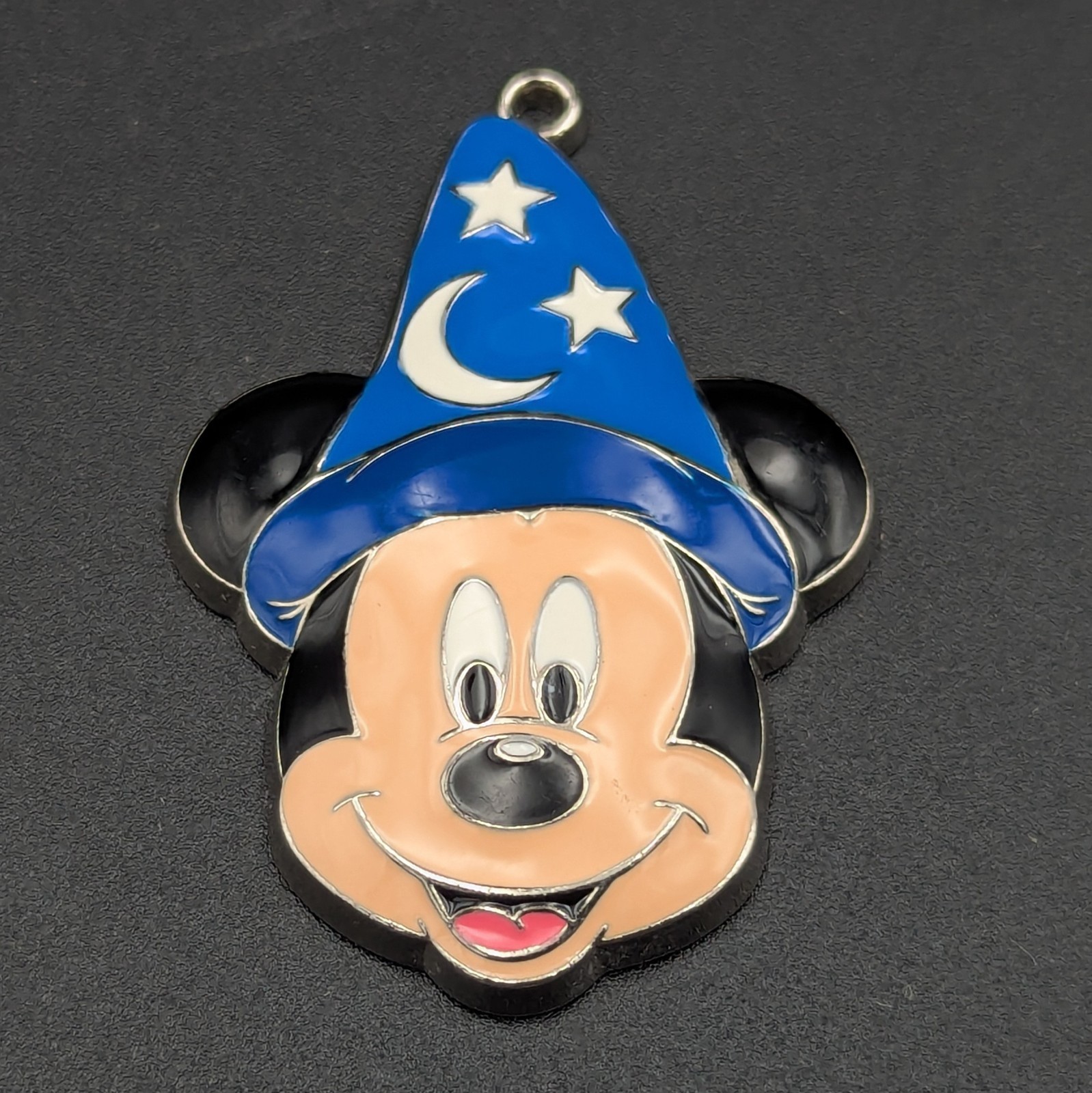 Mickey Mouse Enamel Pendant Disney Fantasia Sorcerer Face Keychain – RARE!