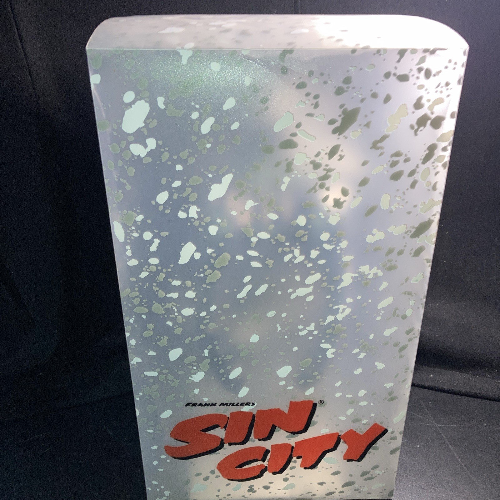 2014 Frank Miller’s Sin City MARV FIGURE (Eric So) Limited Edition Dark Horse