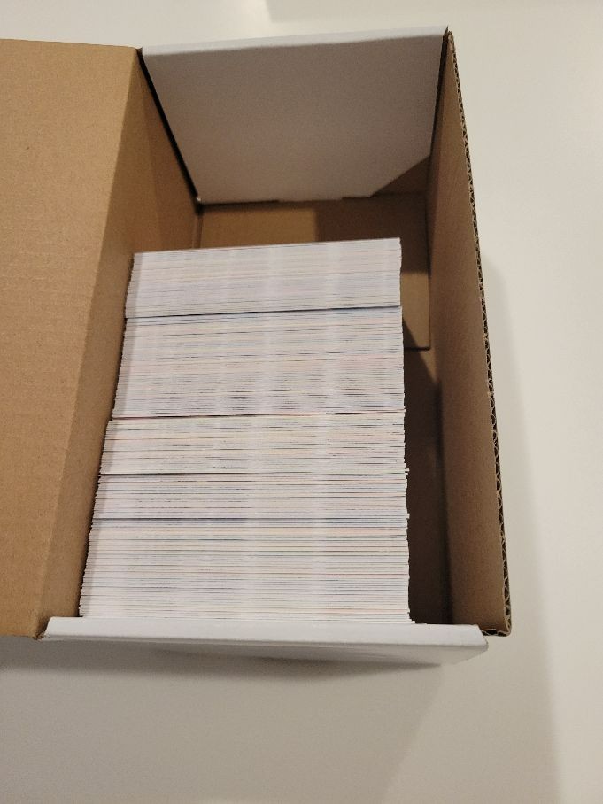 2026 TOPPS DISNEY NEON MASTER SET PLUS 4 INSERT SETS 285 CARDS