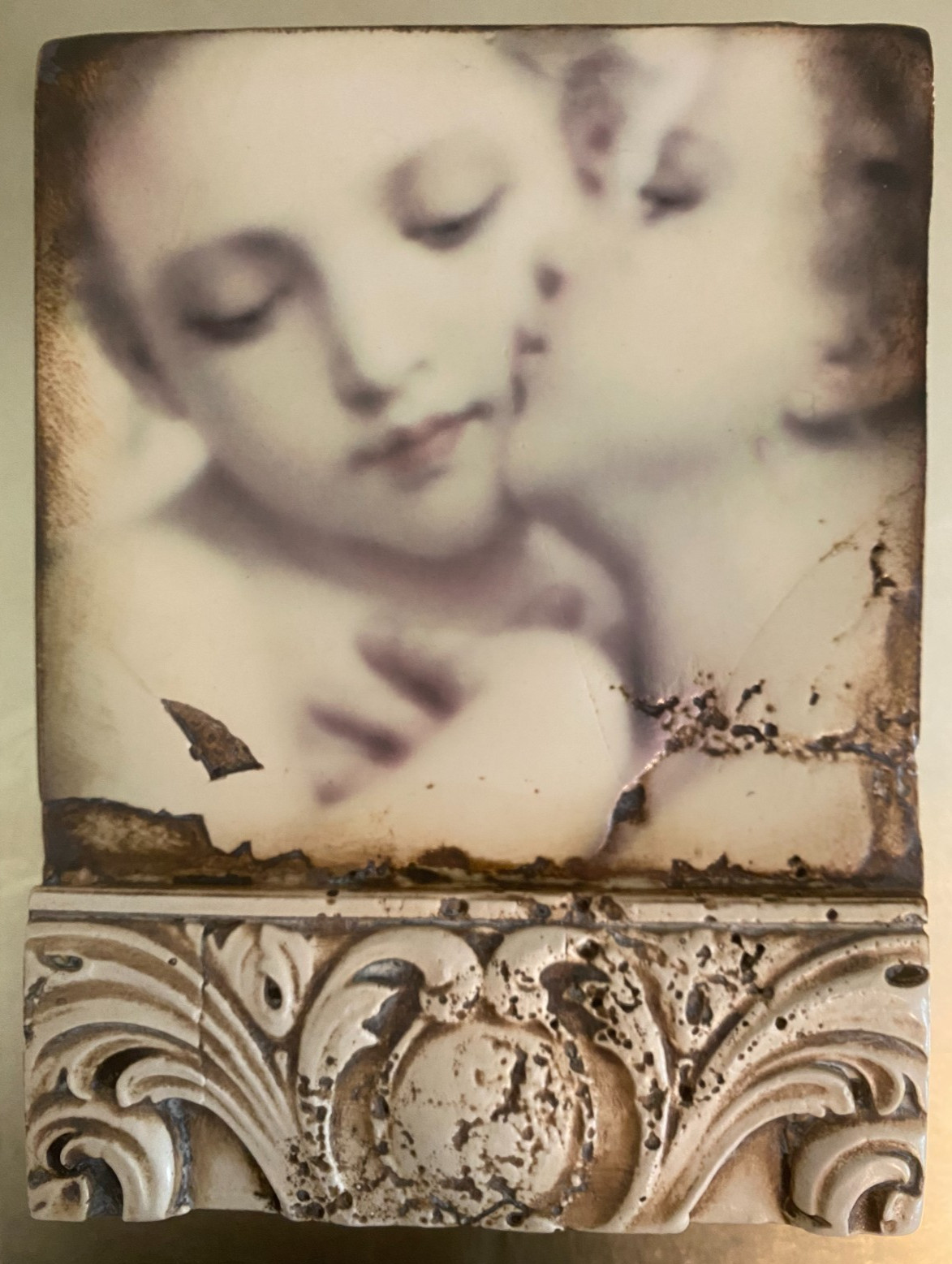 Sid Dickens Memory Block – T-178 “The Kiss” – Retired Tile – Excellent Condition