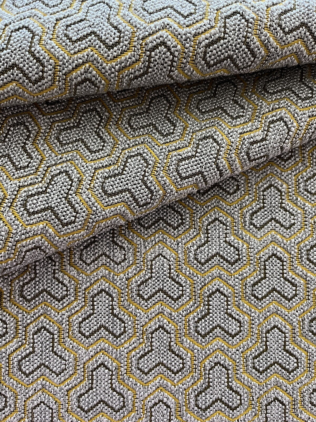 DESIGNTEX “TESSELLATE/Lantern” LT Grey/Gold geometric-MCM-Heavy duty-58.5″Wx48″L