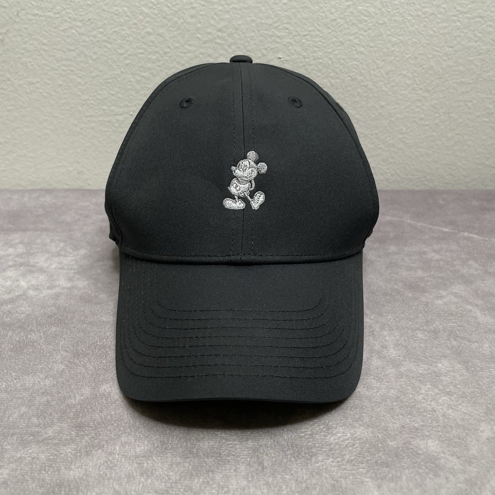 Disney Nike Mickey Mouse Hat Cap Strapback Adult M/L Black Club Cap Dri Fit