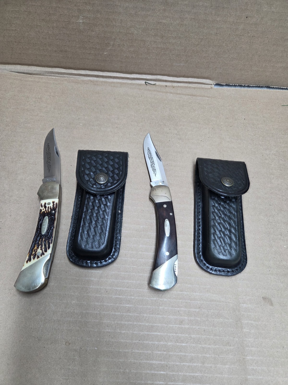 Western Series 54 collectors knife set 541E and 542E EXCELLENT