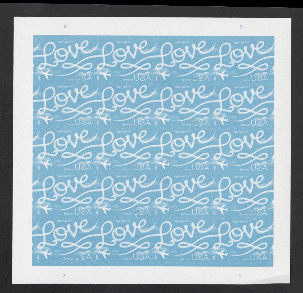 2017 USPS SHEET OF 20 FIRST CLASS LETTER STAMPS LOVE SKYWRITING 78¢