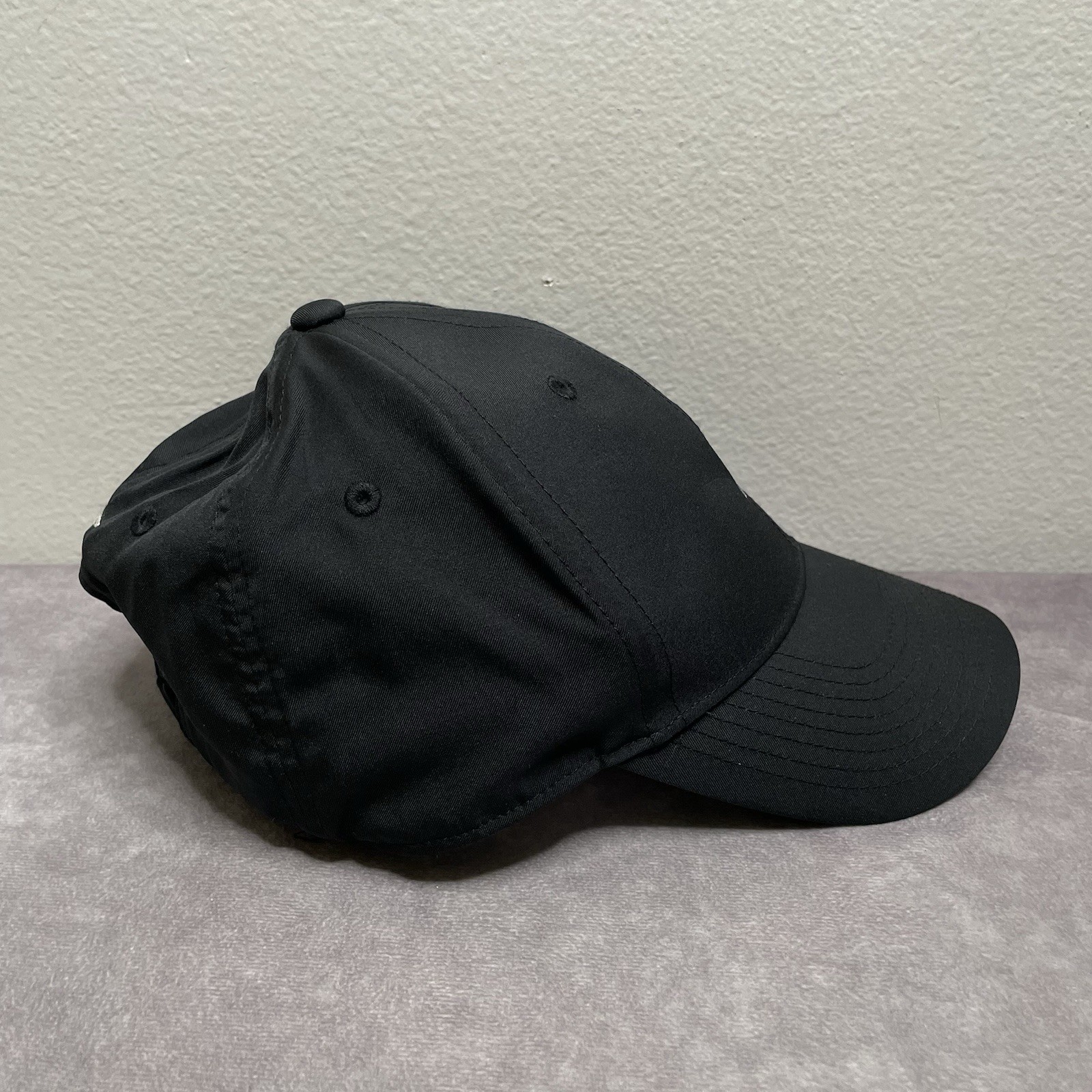 Disney Nike Mickey Mouse Hat Cap Strapback Adult M/L Black Club Cap Dri Fit
