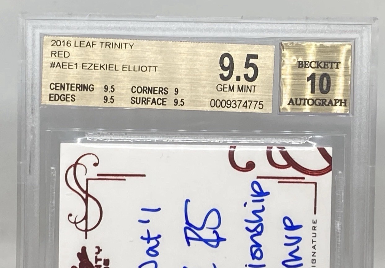 2016 Ezekiel Elliott AUTO Inscript /25 “NAT CHAMP RC BGS 9.5/10 POP3 COLLECTION